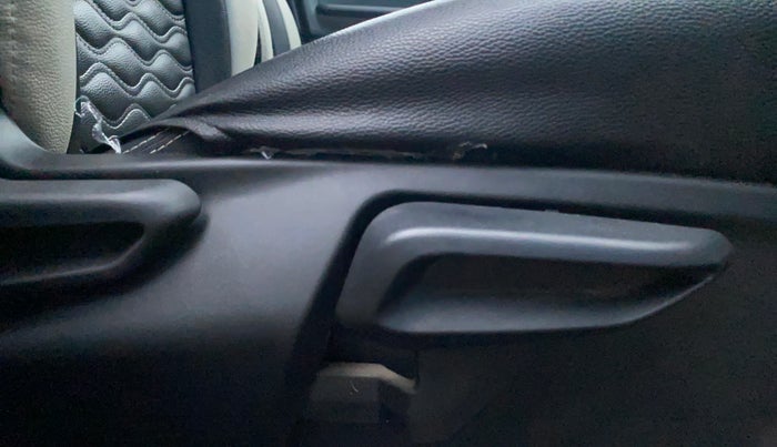 2021 Tata Tiago XZ PLUS PETROL, Petrol, Manual, 19,554 km, Driver Side Adjustment Panel