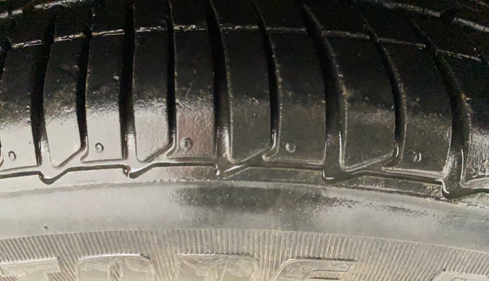 2021 Tata Tiago XZ PLUS PETROL, Petrol, Manual, 19,554 km, Right Front Tyre Tread