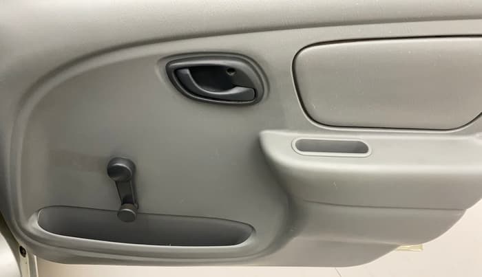 2014 Maruti Alto K10 LXI, Petrol, Manual, 51,307 km, Driver Side Door Panels Control