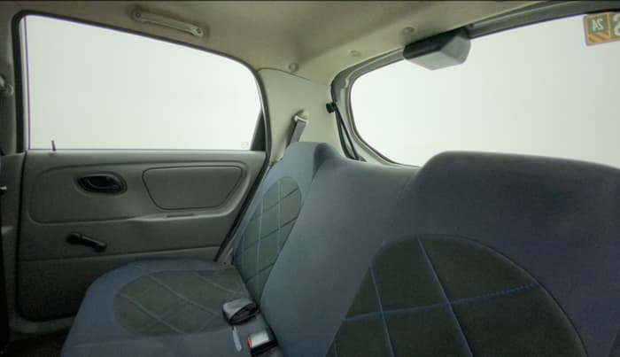 2014 Maruti Alto K10 LXI, Petrol, Manual, 51,307 km, Right Side Rear Door Cabin