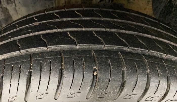 2021 Maruti Vitara Brezza VXI, Petrol, Manual, 12,670 km, Left Front Tyre Tread