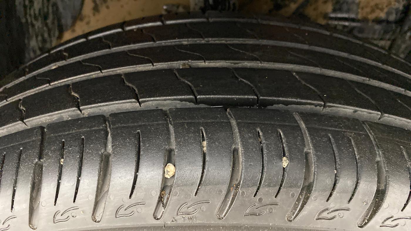 2021 Maruti Vitara Brezza VXI, Petrol, Manual, 12,670 km, Right Front Tyre Tread