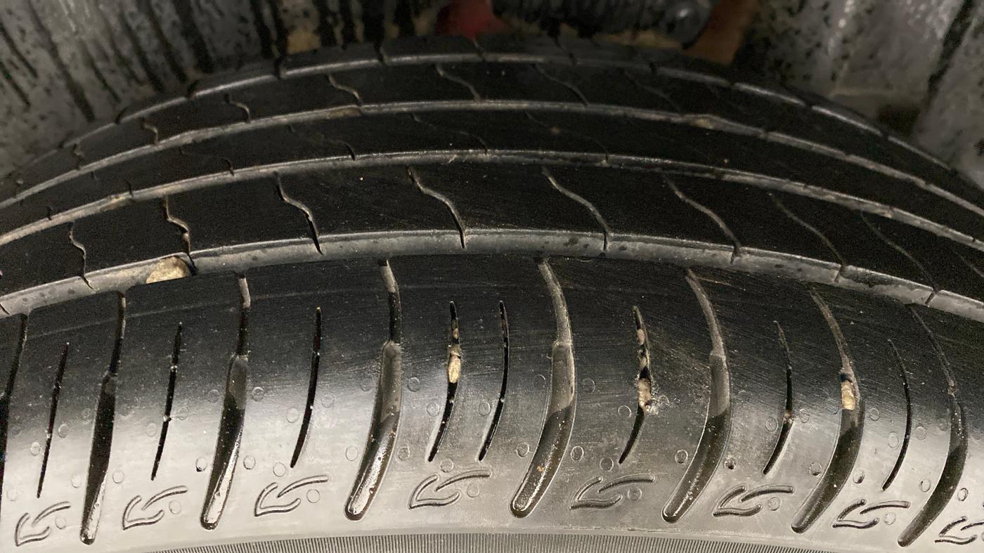 2021 Maruti Vitara Brezza VXI, Petrol, Manual, 12,670 km, Left Rear Tyre Tread