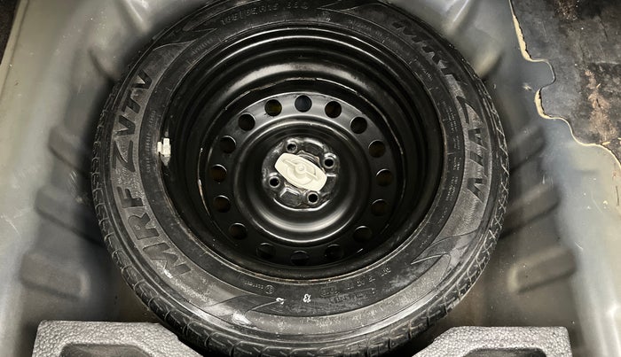 2019 Maruti Ciaz ALPHA 1.5 SHVS PETROL, Petrol, Manual, 64,410 km, Spare Tyre