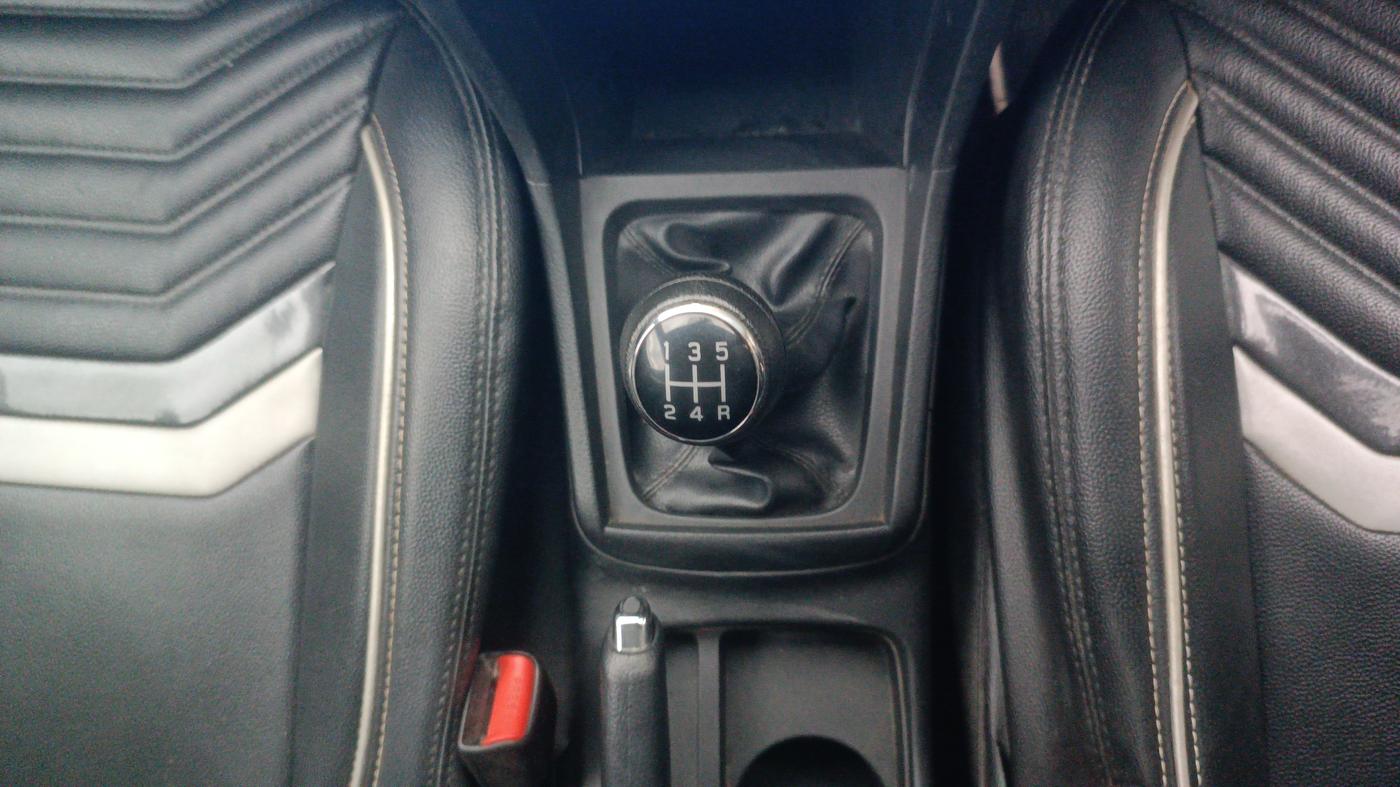 2019 Maruti Vitara Brezza ZDI PLUS, Diesel, Manual, 69,823 km, Gear Lever