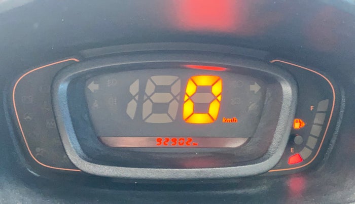 2017 Renault Kwid RXT 1.0, Petrol, Manual, 92,865 km, Odometer Image