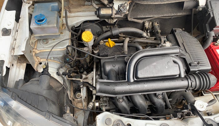 2017 Renault Kwid RXT 1.0, Petrol, Manual, 92,865 km, Engine View - Right