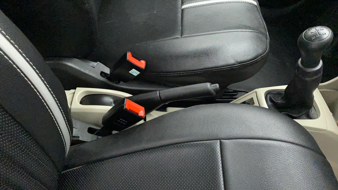 2022 Maruti Alto VXI, Petrol, Manual, 19,497 km, Gear Lever