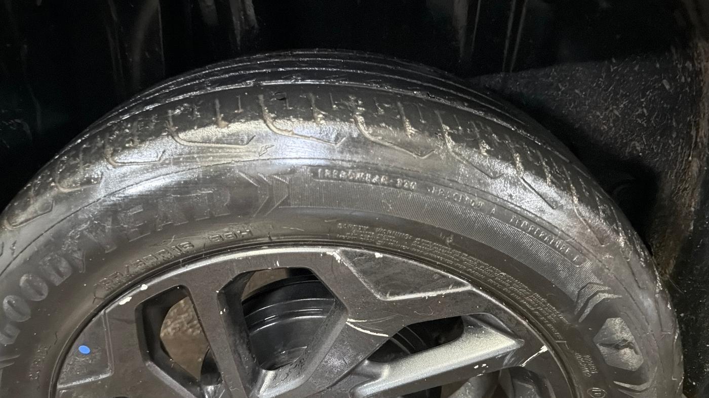 2023 Maruti FRONX DELTA PLUS 1.2L AGS, Petrol, Automatic, 59,480 km, Right Rear Tyre Tread