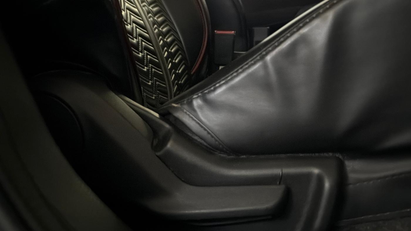 2023 Maruti FRONX DELTA PLUS 1.2L AGS, Petrol, Automatic, 59,480 km, Driver Side Adjustment Panel