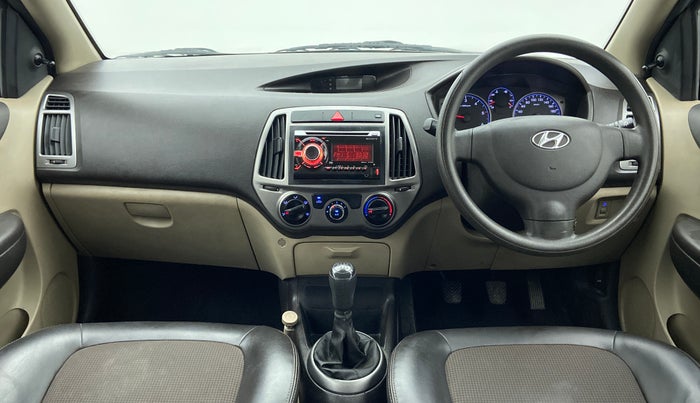 2013 Hyundai i20 ERA 1.4 CRDI, Diesel, Manual, Dashboard