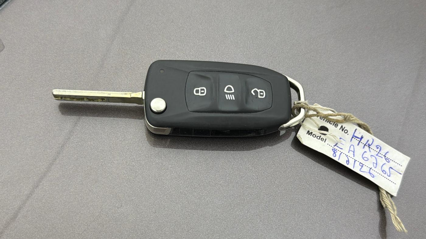 2019 Tata Tiago XZ PETROL, Petrol, Manual, 68,476 km, Key Close Up