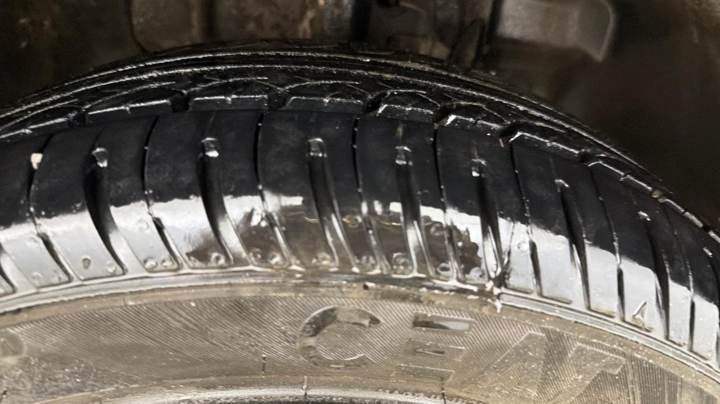2019 Tata Tiago XZ PETROL, Petrol, Manual, 68,476 km, Right Front Tyre Tread