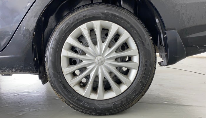 2015 Maruti Ciaz VXI, Petrol, Manual, 43,748 km, Left Rear Wheel