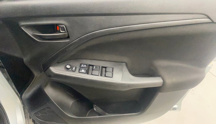 2022 Maruti BREZZA VXI AT SMART HYBRID, Petrol, Automatic, 10,563 km, Driver Side Door Panels Control