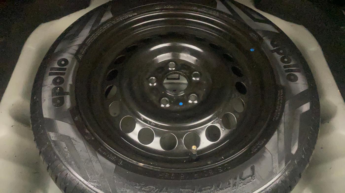 2022 Maruti BREZZA VXI AT SMART HYBRID, Petrol, Automatic, 10,563 km, Spare Tyre