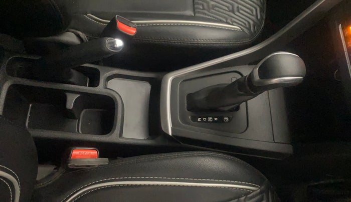 2022 Maruti BREZZA VXI AT SMART HYBRID, Petrol, Automatic, 10,563 km, Gear Lever