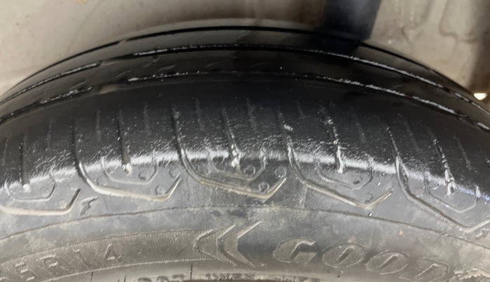2019 Maruti New Wagon-R ZXI 1.2, CNG, Manual, 97,886 km, Left Rear Tyre Tread