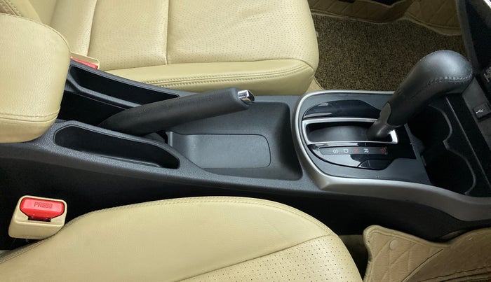 2018 Honda City VX CVT PETROL, Petrol, Automatic, 71,455 km, Gear Lever