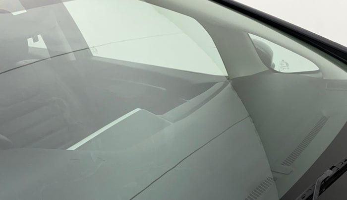 2021 Honda WR-V 1.2L I-VTEC VX MT, Petrol, Manual, 38,763 km, Front windshield - Minor spot on windshield