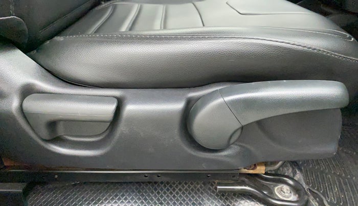2021 Honda WR-V 1.2L I-VTEC VX MT, Petrol, Manual, 38,763 km, Driver Side Adjustment Panel