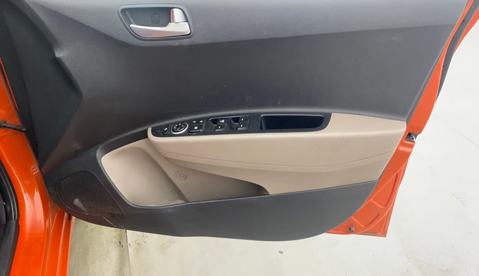 2019 Hyundai Grand i10 SPORTZ AT 1.2 KAPPA VTVT, Petrol, Automatic, 92,544 km, Driver Side Door Panels Control