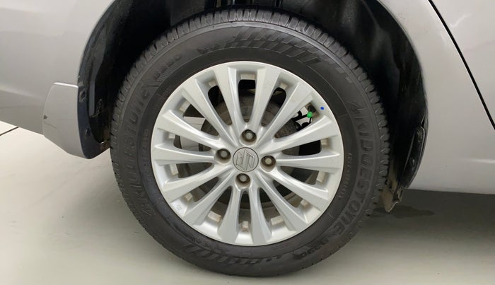 2018 Maruti Ciaz ZETA 1.4  AT PETROL, Petrol, Automatic, 92,406 km, Right Rear Wheel
