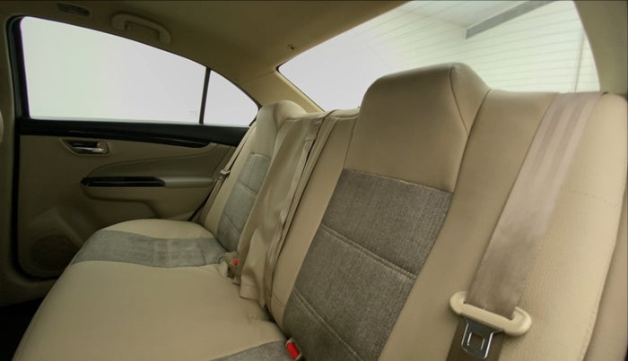 2018 Maruti Ciaz ZETA 1.4  AT PETROL, Petrol, Automatic, 92,406 km, Right Side Rear Door Cabin