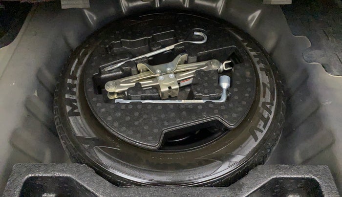 2018 Maruti Ciaz ZETA 1.4  AT PETROL, Petrol, Automatic, 92,406 km, Spare Tyre