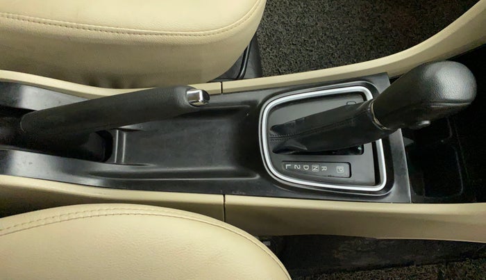 2018 Maruti Ciaz ZETA 1.4  AT PETROL, Petrol, Automatic, 92,406 km, Gear Lever