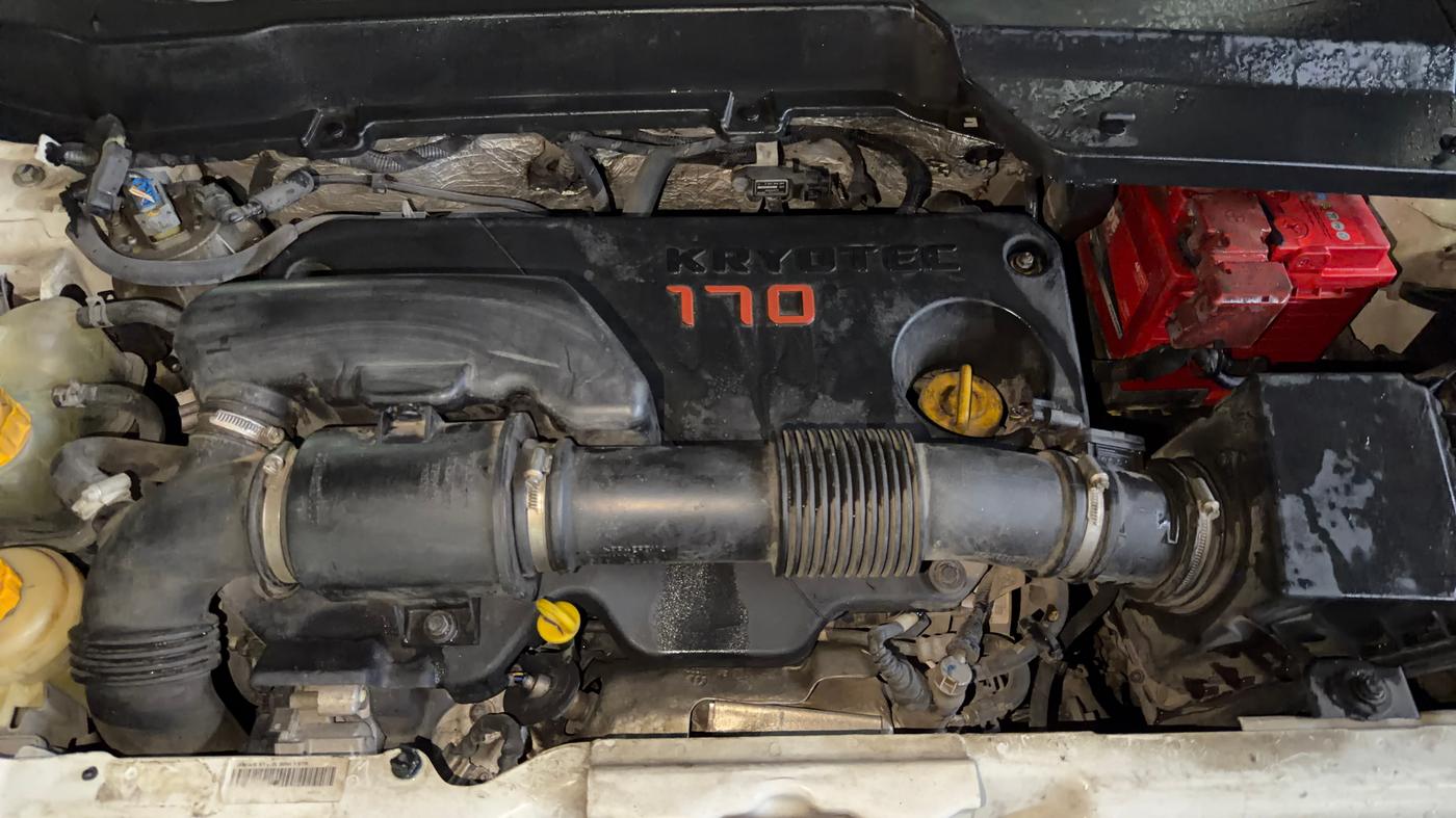 2022 Tata Safari XT PLUS, Diesel, Manual, 94,541 km, Engine View