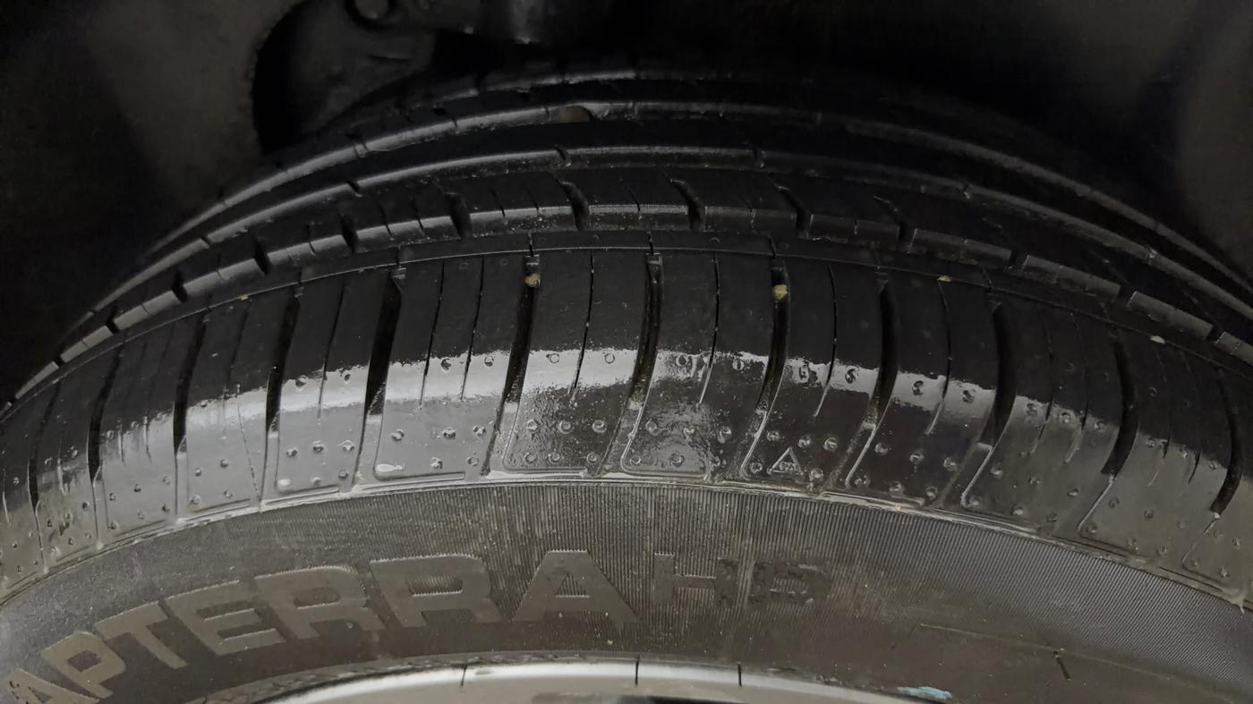 2022 Tata Safari XT PLUS, Diesel, Manual, 94,541 km, Left Rear Tyre Tread