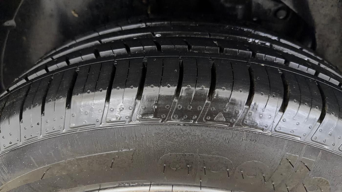 2022 Tata Safari XT PLUS, Diesel, Manual, 94,541 km, Right Rear Tyre Tread