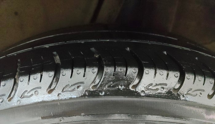 2022 Honda Amaze 1.2L I-VTEC VX CVT, Petrol, Automatic, 23,592 km, Left Rear Tyre Tread