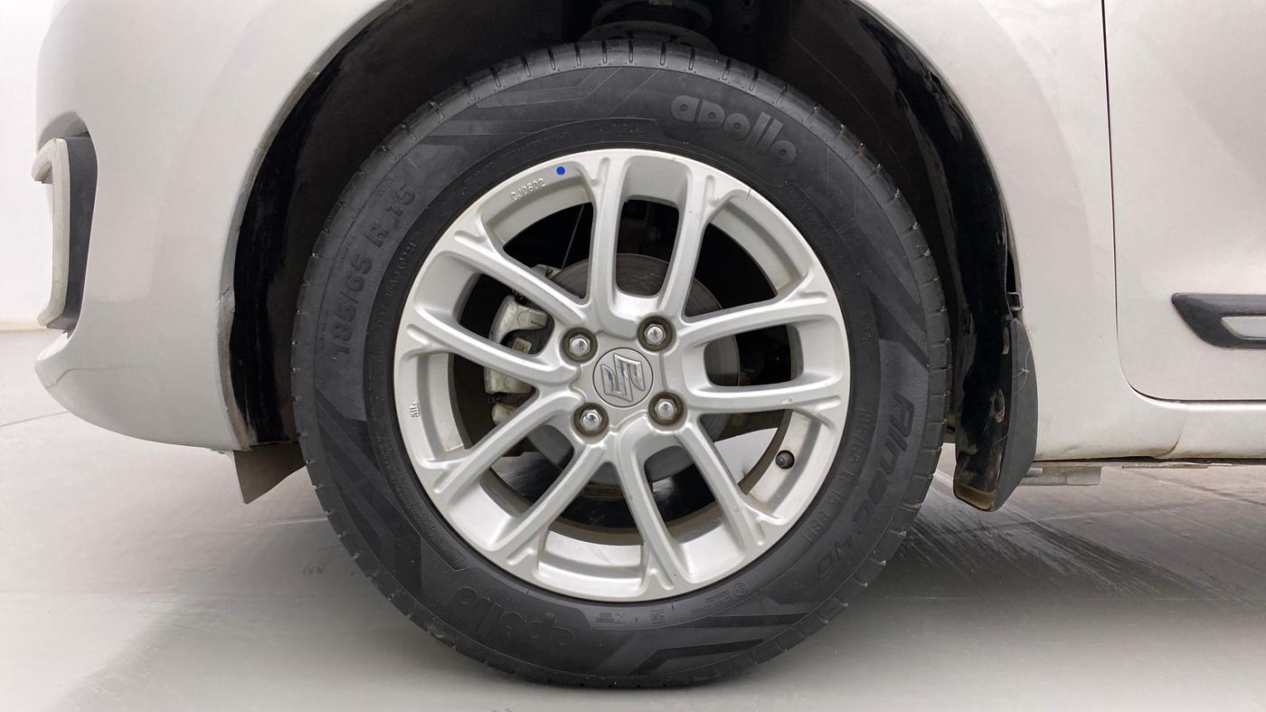 2021 Maruti Swift ZXI AMT, Petrol, Automatic, 14,575 km, Left Front Wheel