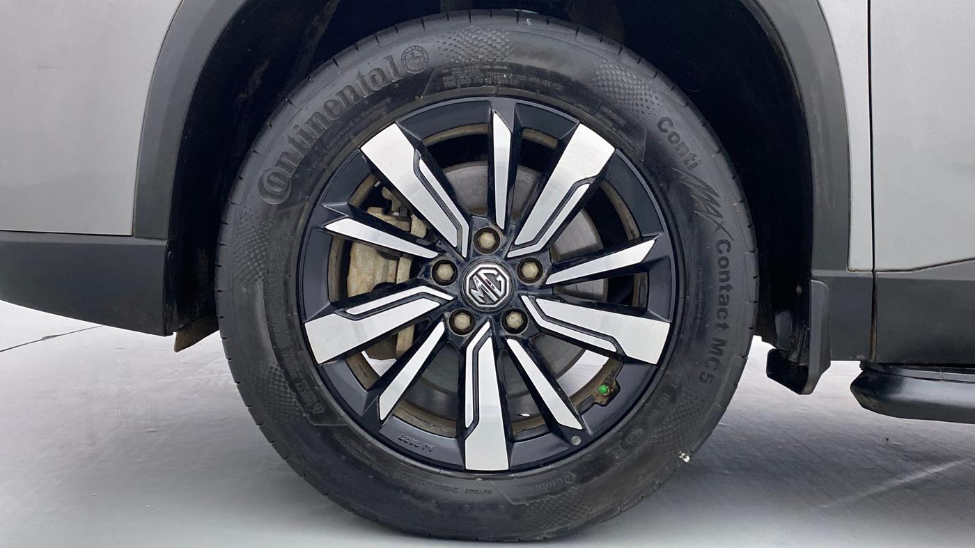 2020 MG HECTOR PLUS SHARP DCT, Petrol, Automatic, 11,428 km, Left Front Wheel