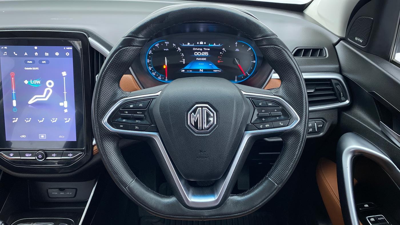 2020 MG HECTOR PLUS SHARP DCT, Petrol, Automatic, 11,428 km, Steering Wheel Close Up