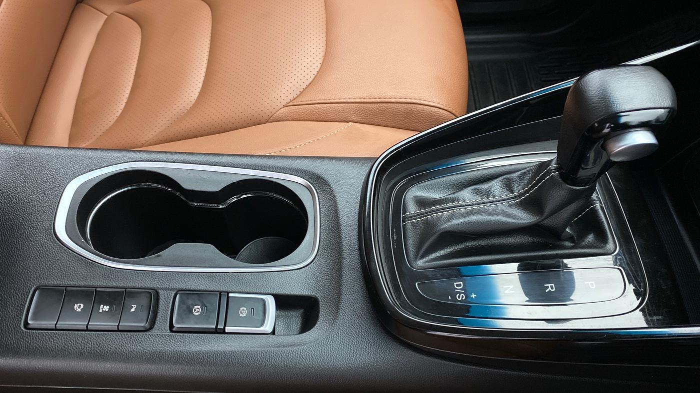 2020 MG HECTOR PLUS SHARP DCT, Petrol, Automatic, 11,428 km, Gear Lever