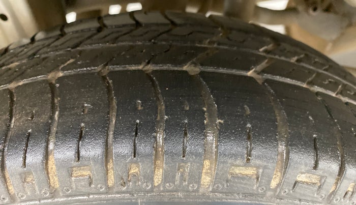2010 Maruti Alto LXI, Petrol, Manual, 29,147 km, Right Rear Tyre Tread