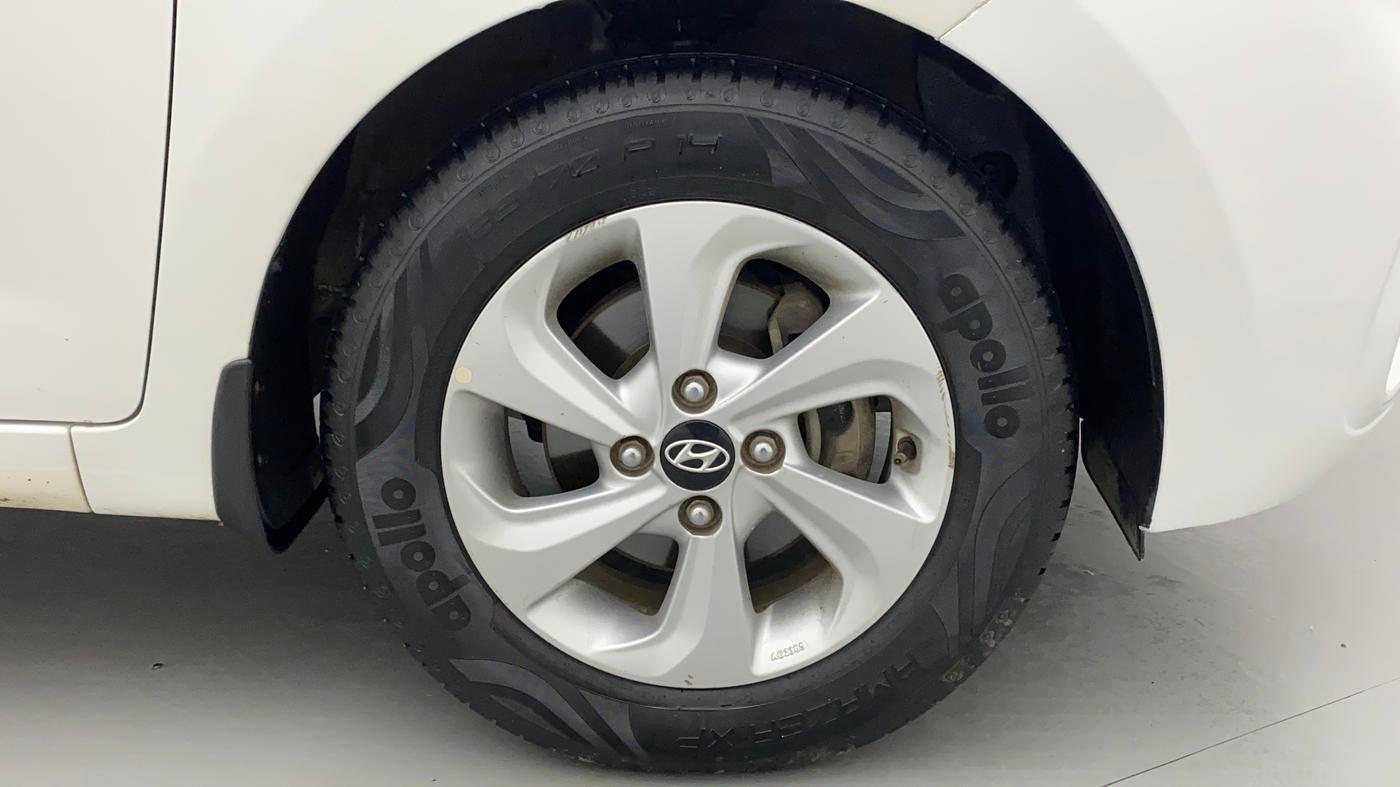 2018 Hyundai Xcent SX 1.2, Petrol, Manual, 60,415 km, Right Front Wheel
