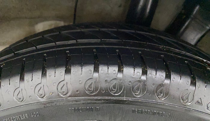 2018 Hyundai Xcent SX 1.2, Petrol, Manual, 60,415 km, Left Rear Tyre Tread