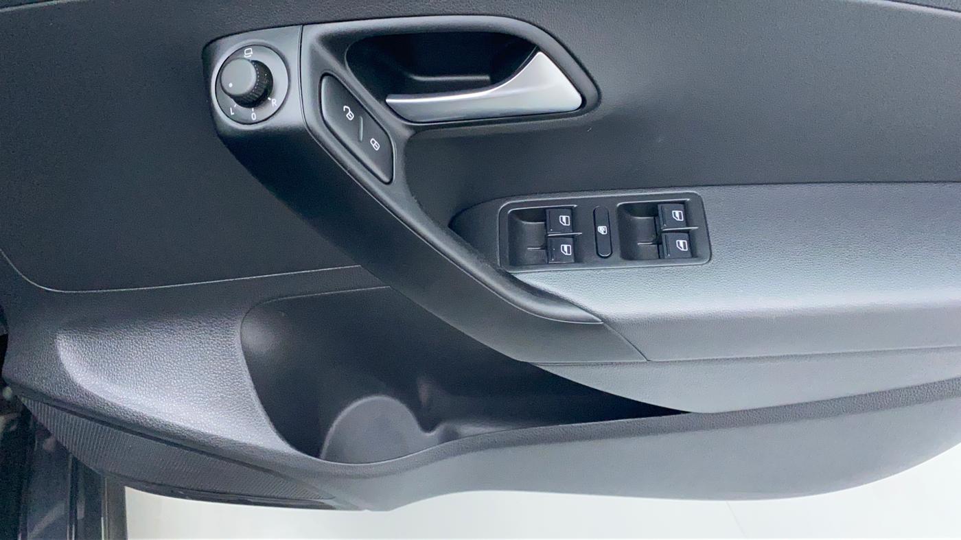 2020 Volkswagen Polo GT TSI AT 1.0, Petrol, Automatic, 3,359 km, Driver Side Door Panels Control
