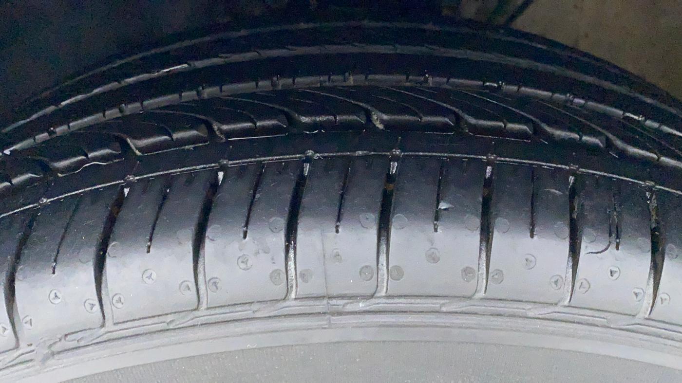 2020 Volkswagen Polo GT TSI AT 1.0, Petrol, Automatic, 3,359 km, Left Rear Tyre Tread