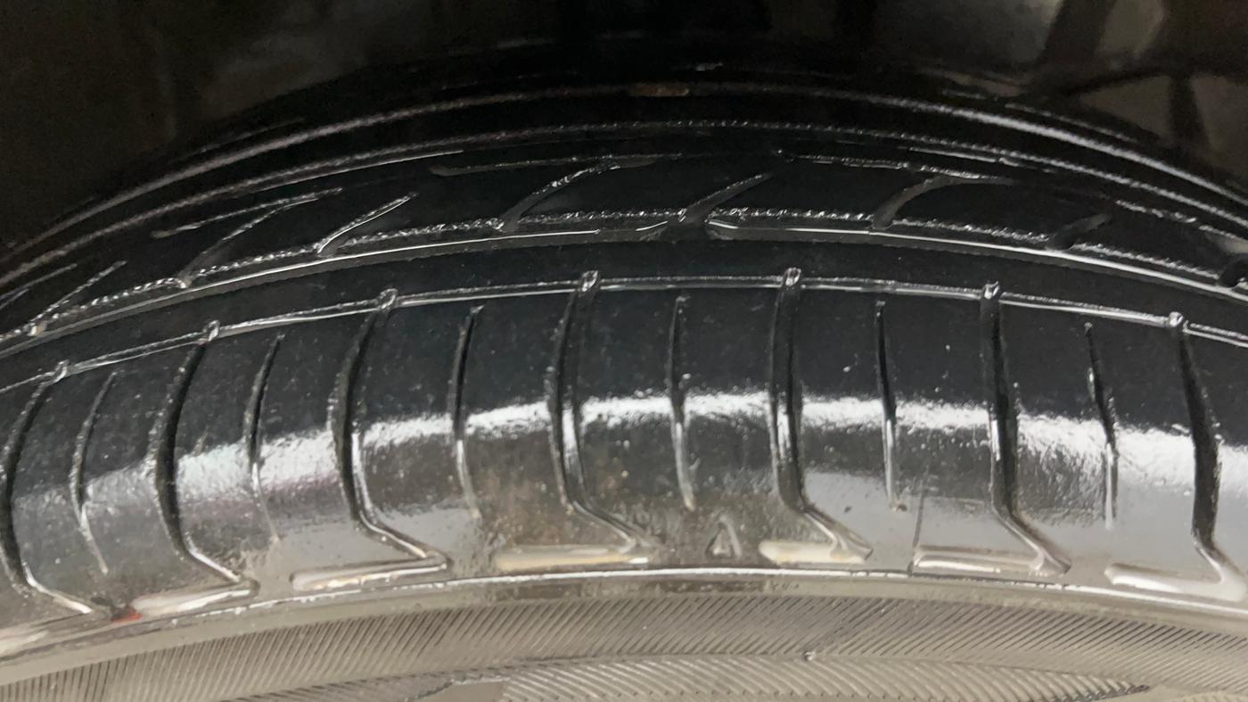 2019 Honda Amaze 1.2L I-VTEC S, CNG, Manual, 62,286 km, Right Front Tyre Tread