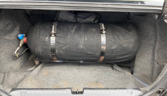 2019 Honda Amaze 1.2L I-VTEC S, CNG, Manual, 62,282 km, Boot Inside