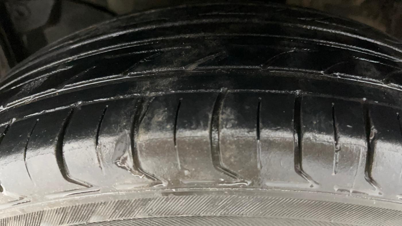 2019 Honda Amaze 1.2L I-VTEC S, CNG, Manual, 62,286 km, Left Front Tyre Tread
