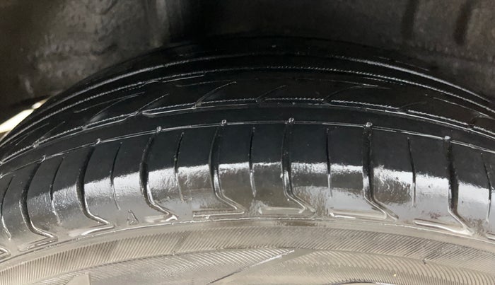 2019 Honda Amaze 1.2L I-VTEC S, CNG, Manual, 62,282 km, Right Rear Tyre Tread