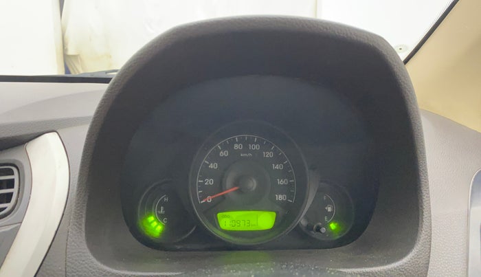 2016 Hyundai Eon ERA +, Petrol, Manual, 1,10,957 km, Odometer Image