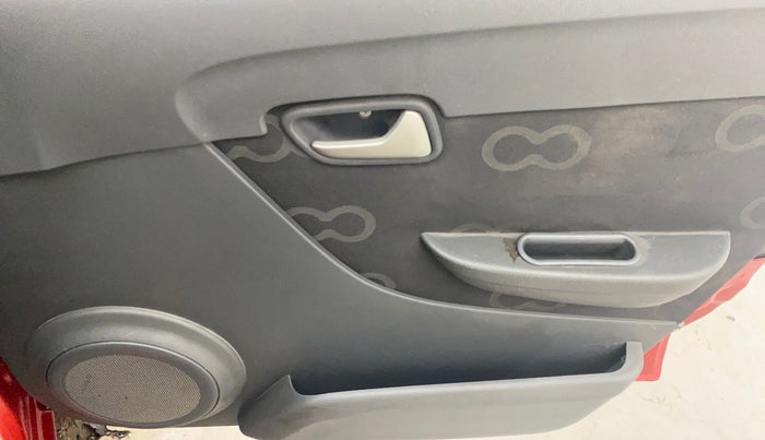 2014 Maruti Alto 800 VXI, Petrol, Manual, 69,527 km, Driver Side Door Panels Control