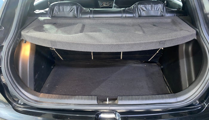 2017 Hyundai i20 Active 1.2 S, Petrol, Manual, 70,419 km, Boot Inside